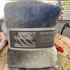 Mon Chateau Ombre Textured Throw Blanket 60"x70" Winter Grey Gray NWT